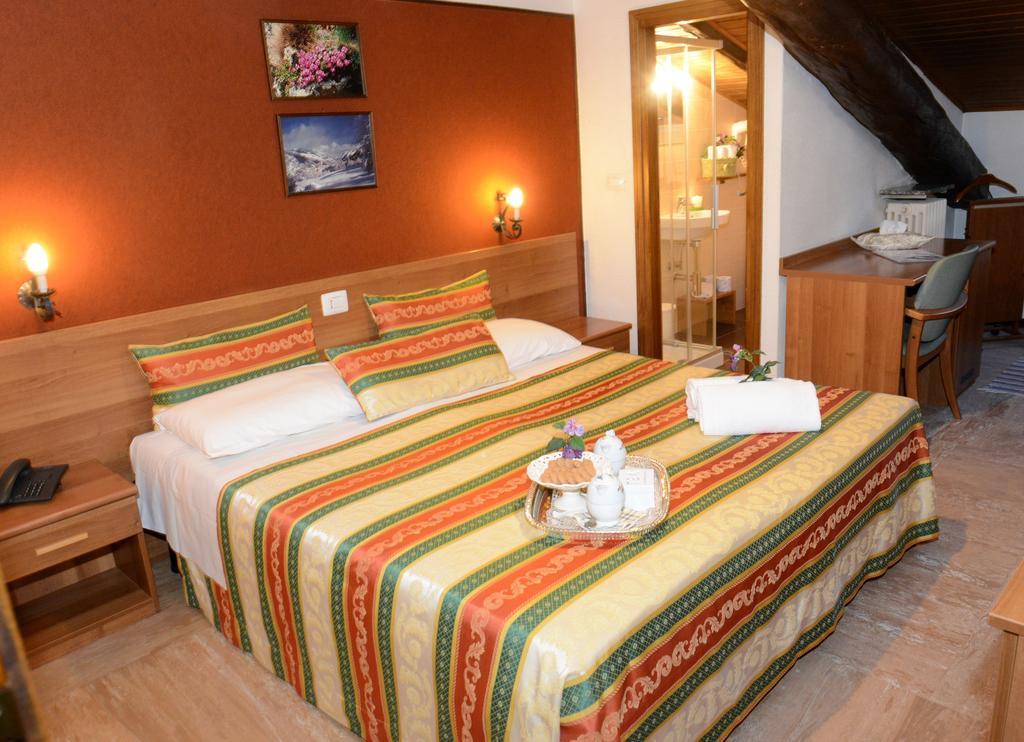 Albergo Altavilla Tirano Exteriér fotografie