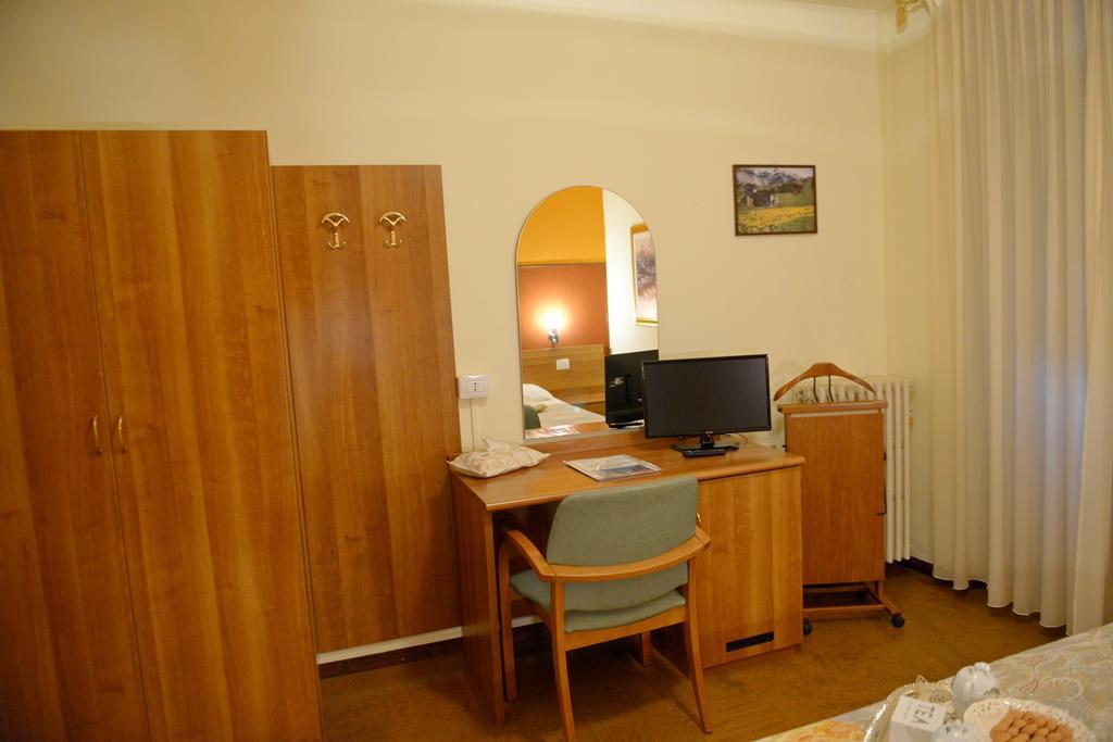 Albergo Altavilla Tirano Exteriér fotografie